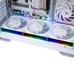 Thermalright Комплект вентилатори Fan Pack 3-in-1 3x120mm - TL-M12QRW x 3 - White, Reverse, Infinity Mirror, Daisy-Chain, A-RGB Thermalright Комплект вентилатори Fan Pack 3-in-1 3x120mm - TL-M12QRW x 3 - White, Reverse, Infinity Mirror, Daisy-Chain, A-RGB