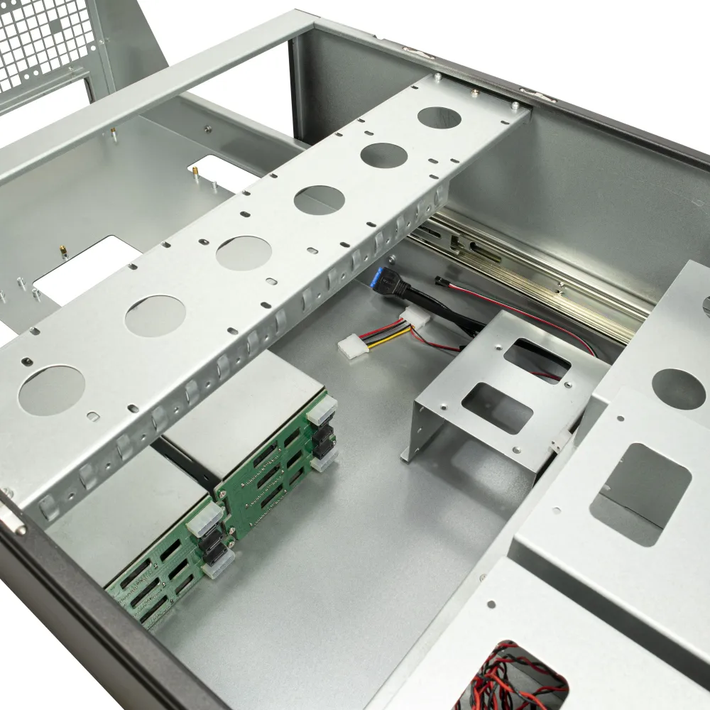 Кутия Inter Tech Server 6U-6606 за сървър ATX