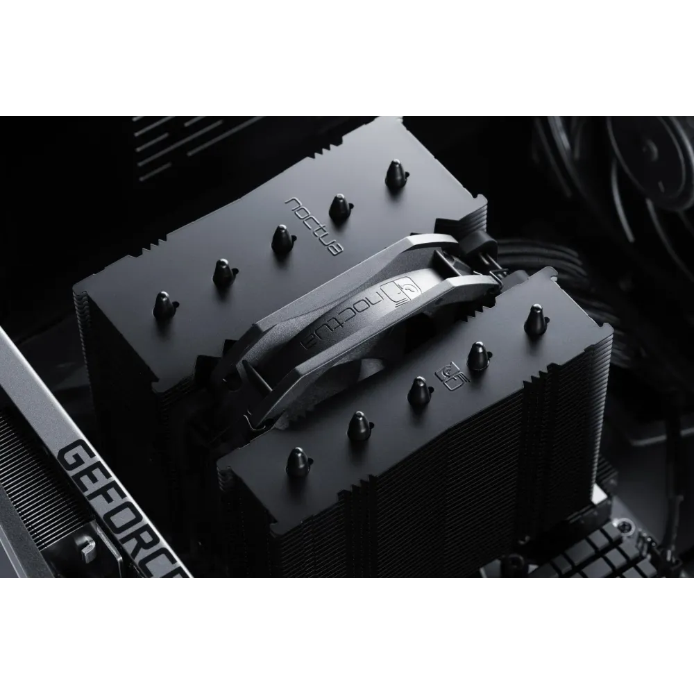 Охладител за процесор Noctua NH-D12L CHROMAX.BLACK Охладител за процесор Noctua NH-D12L CHROMAX.BLACK