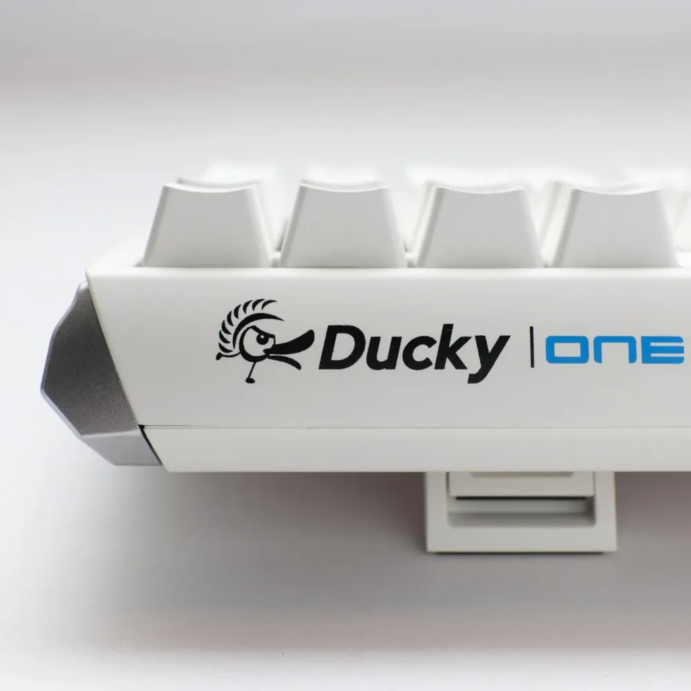 Геймърскa механична клавиатура Ducky One 3 Pure White Full Size Hotswap Cherry MX Black, RGB, PBT Keycaps