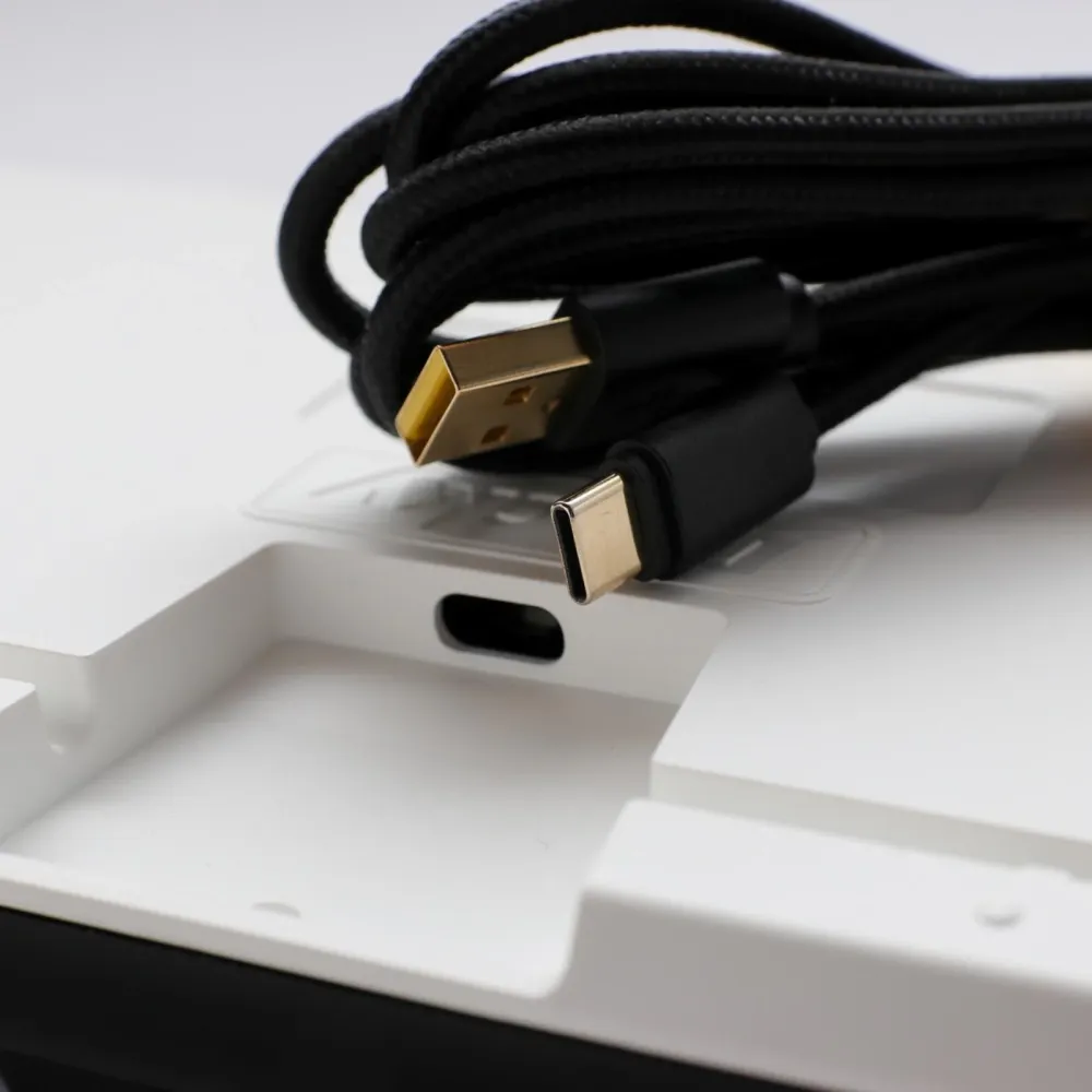 Геймърскa механична клавиатура Ducky One 3 Classic TKL Hotswap Cherry MX Silver, RGB, PBT Keycaps