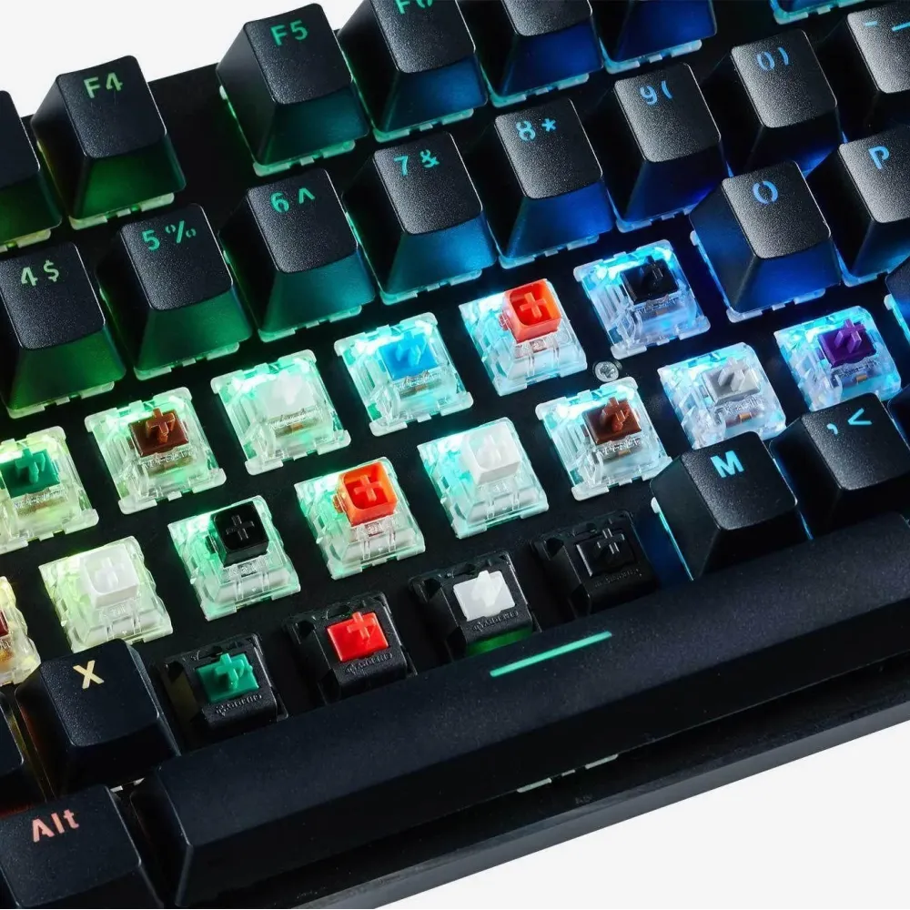 Геймърска механична клавиатура основа Glorious RGB GMMK TKL, ISO Layout